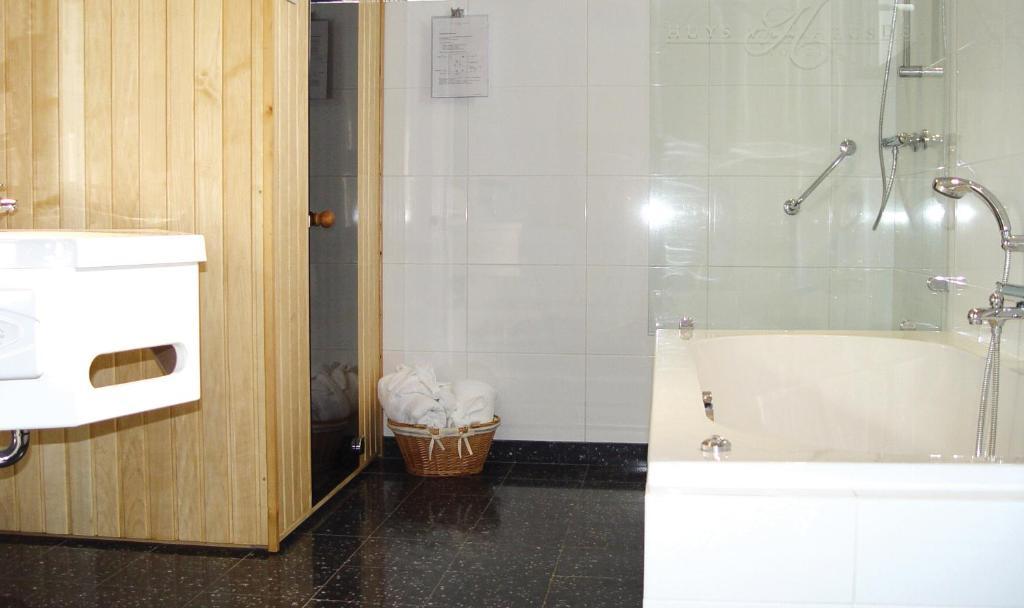 Hotel Huys Van Heusden Asten Room photo
